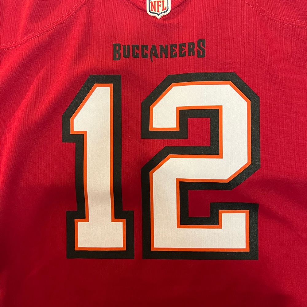Tom Brady Tampa Bay Buccaneers Nike NFL Youth Jersey Size XL Like New - Picture 7 of 9